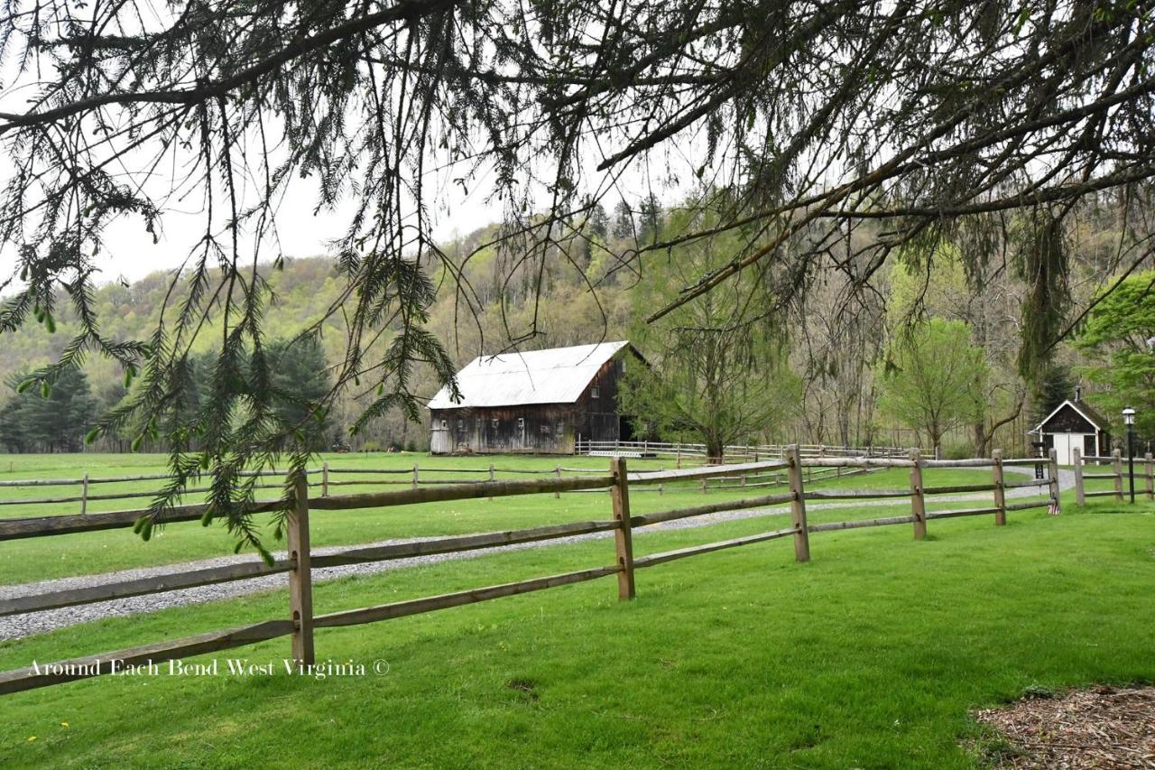Laurel River Club Bed & Breakfast Or Lrcbnb Dryfork Exterior foto